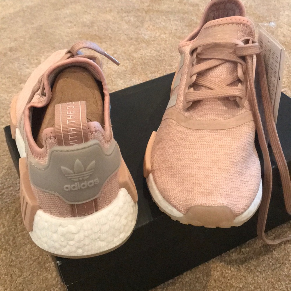 NMD R1 Ash Pearl - Picture 3 of 6